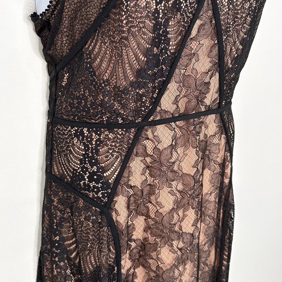 Anthropologie Structured Lace Double Slit Midi Dress in Black Women’s Size 14 - Picture 9 of 16
